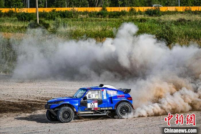 大庆赛车小镇举办中国汽车摩托车运动大会 七项