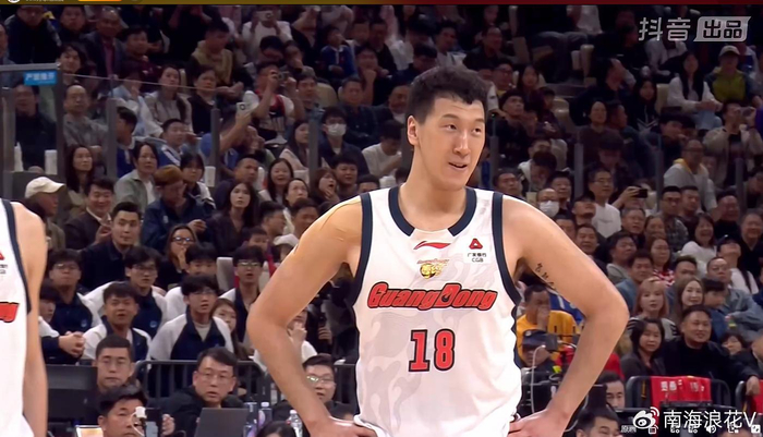 广东险胜深圳终结三连败 杜锋用人策略遭球迷集